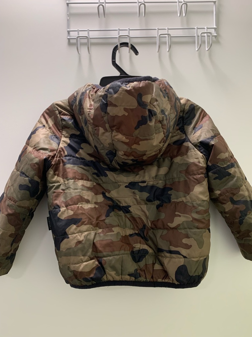 Joe Fresh Camouflage Toddler Jacket with Yellow Lining, size 3 - Picture 5 of 6